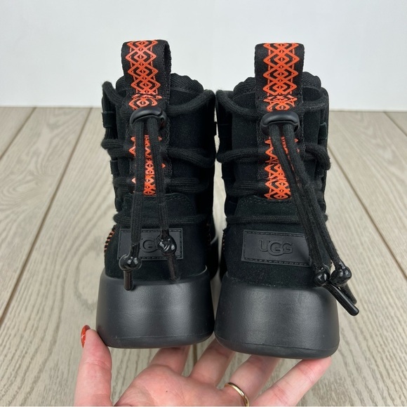 UGG Women's Classic Boom Lace Back Ankle Boots US6 Black & Orange $160 - Picture 8 of 10